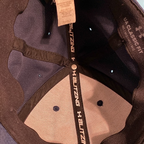 Under Armour baseball hat - Picture 5 of 5
